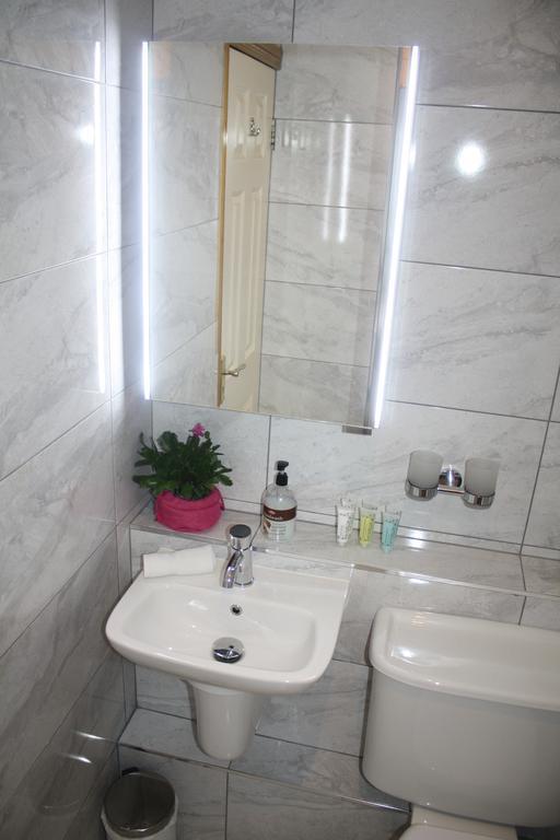 Bed and Breakfast Almanii Дублин Экстерьер фото
