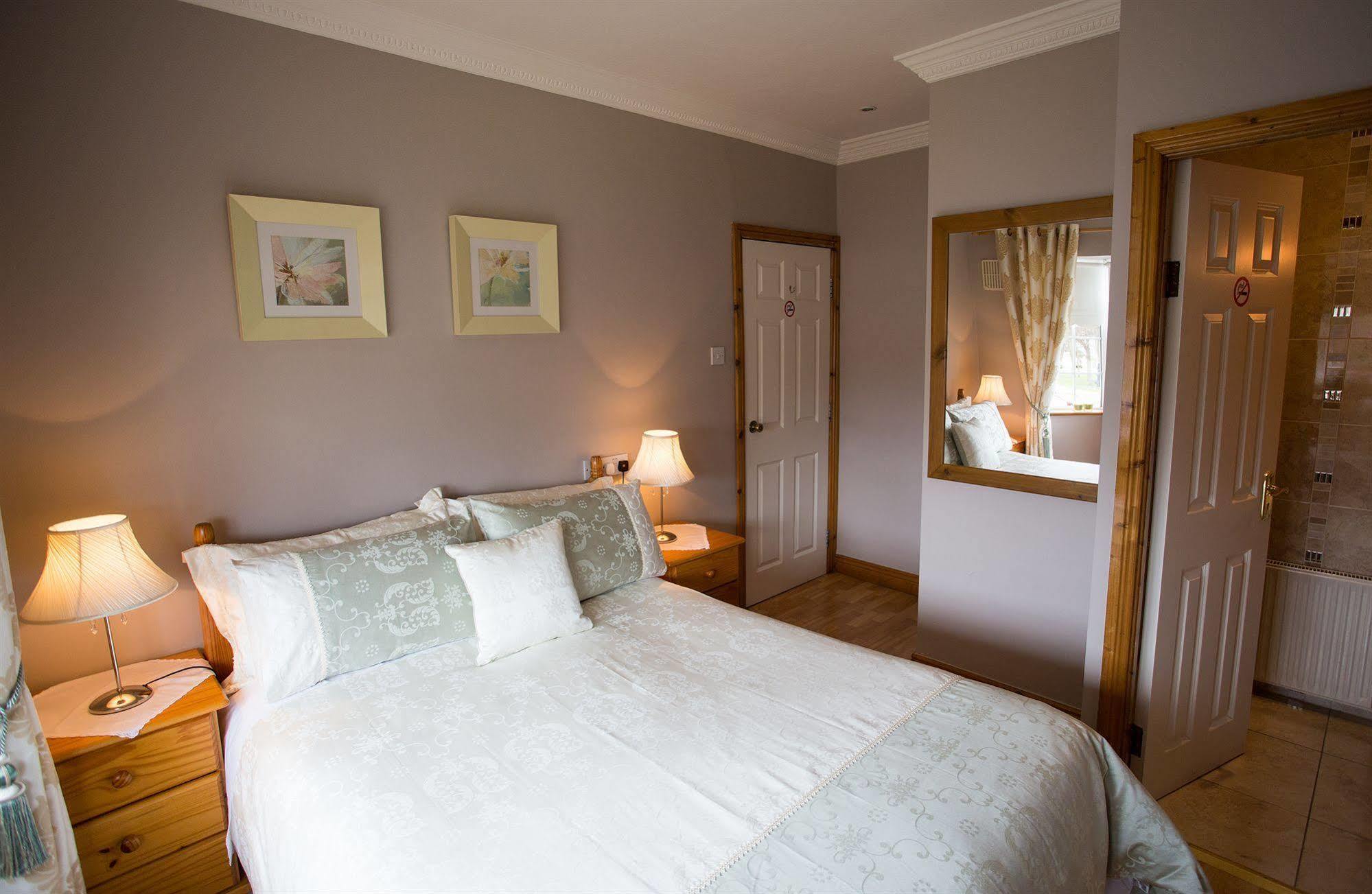 Bed and Breakfast Almanii Дублин Экстерьер фото